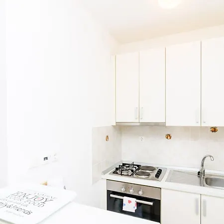 Nikola - One Bedroom With Terrace And Garden View Harmony *