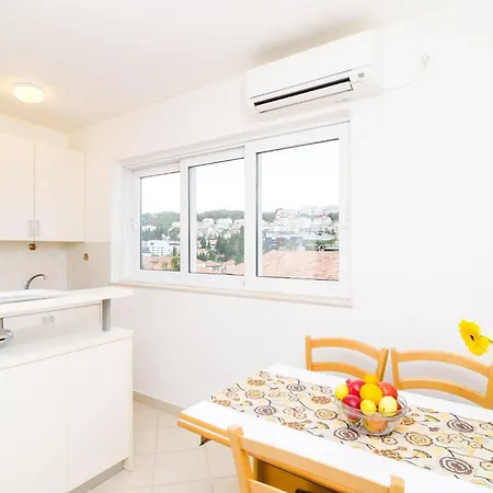 Nikola - One Bedroom With Terrace And Garden View Harmony Apartman Dubrovnik